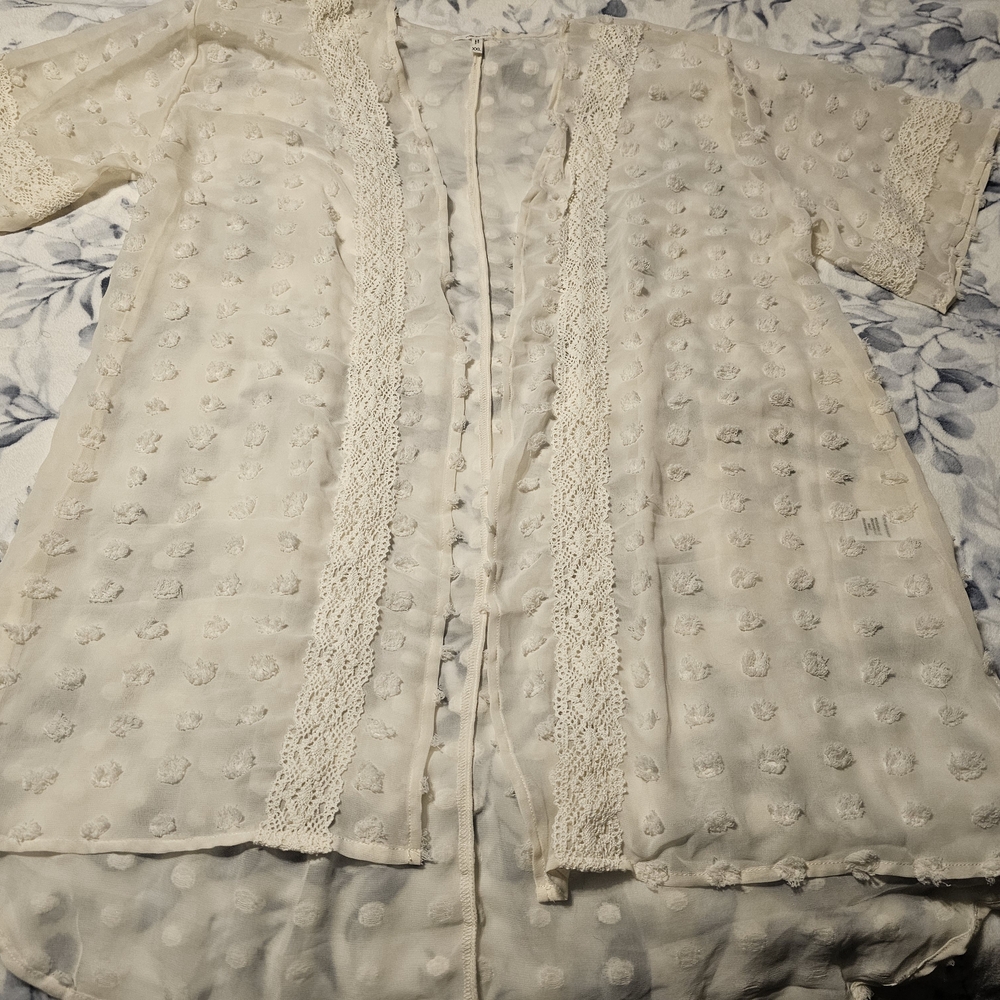 Maurices Cream Lace Kimono